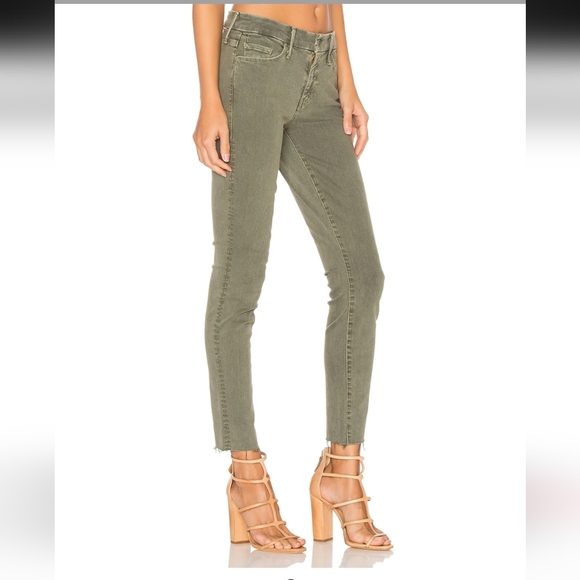 MOTHER Denim - MOTHER - High Waist Looker Ankle Fray Denim Jeans in Army Green